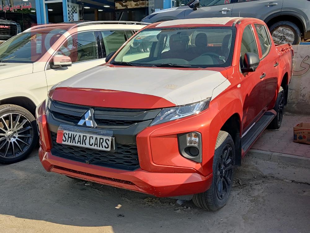 میتسوبیشی L200